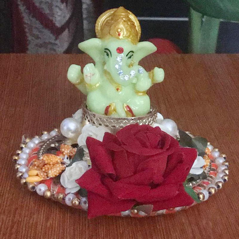 Lord Ganesha with Decorative Thali 