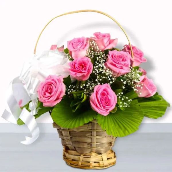 Basket of 12 Roses in Pink